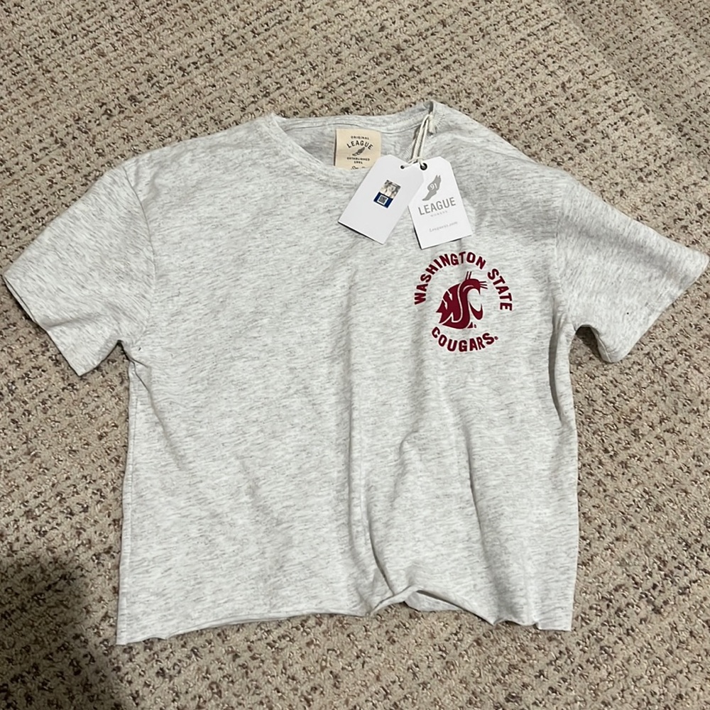 Washington State University WSU Wazzou Cougars cropped t-shirt in small